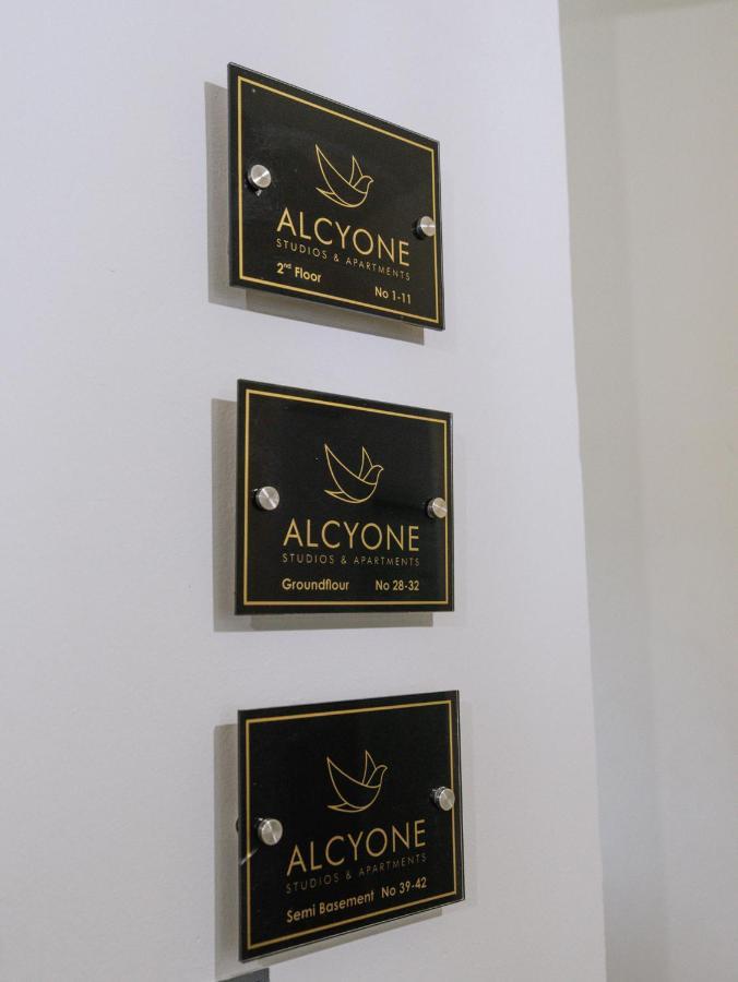 Alcyone Studios And Apartments كاندية المظهر الخارجي الصورة