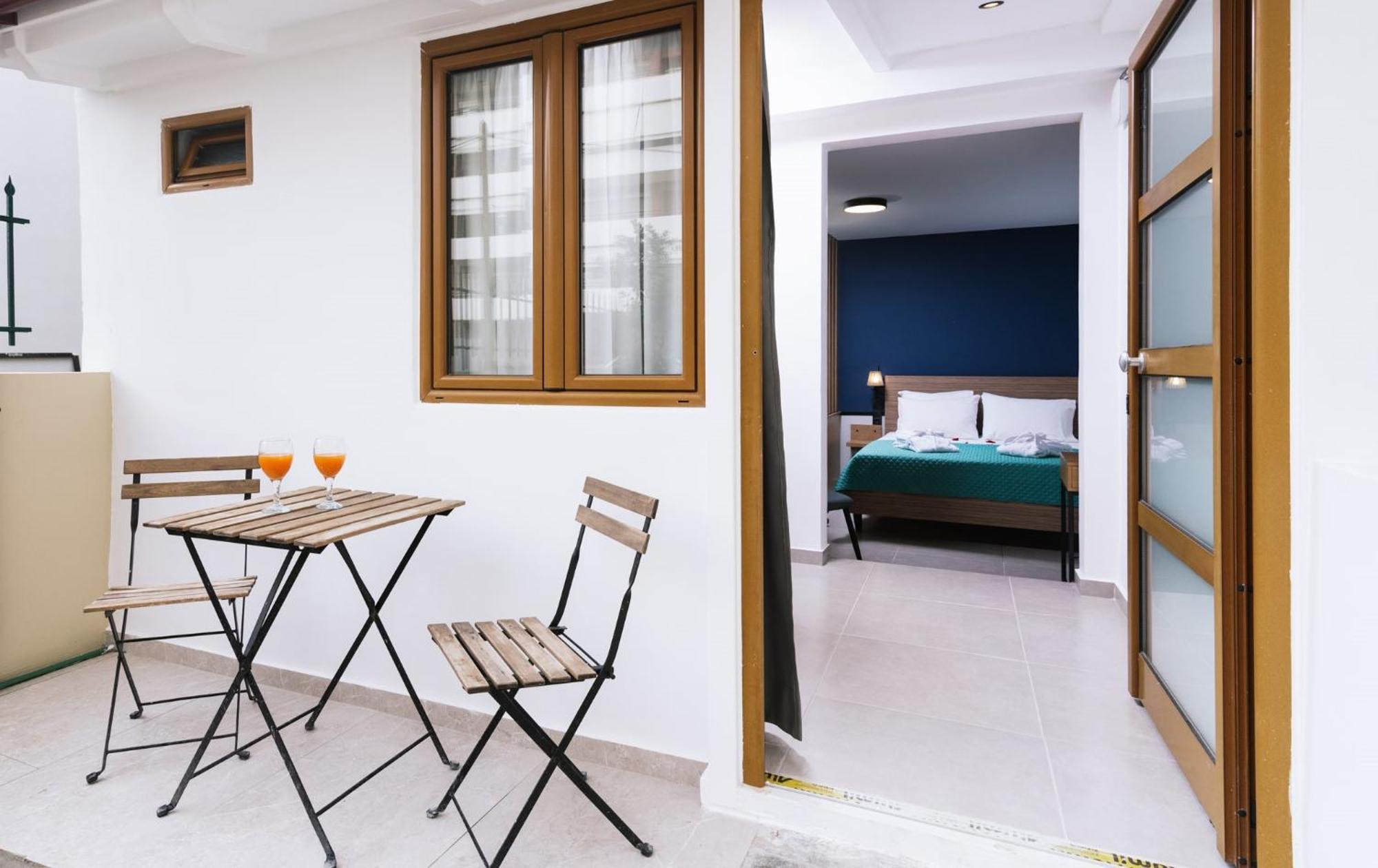 Alcyone Studios And Apartments كاندية المظهر الخارجي الصورة