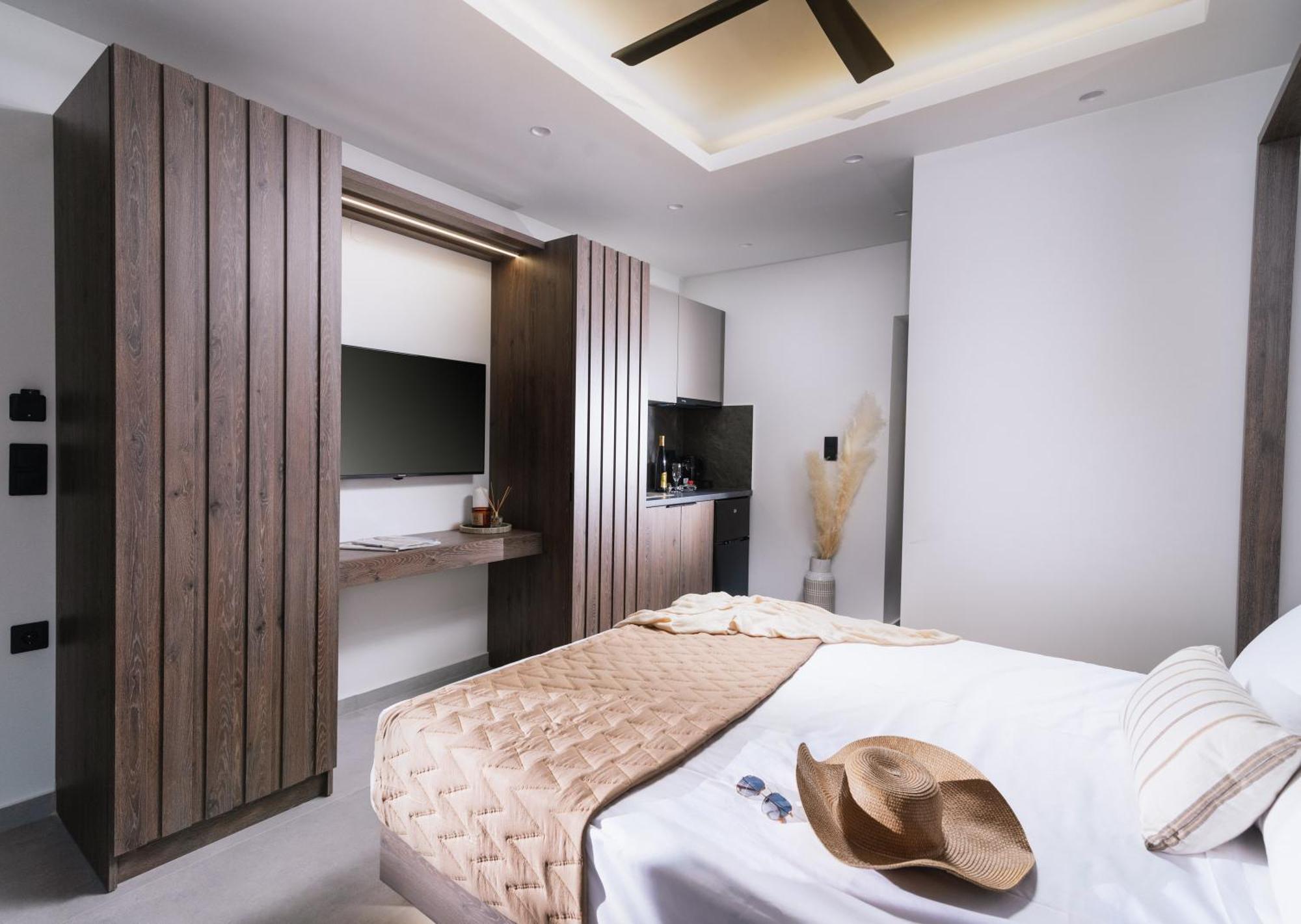 Alcyone Studios And Apartments كاندية المظهر الخارجي الصورة