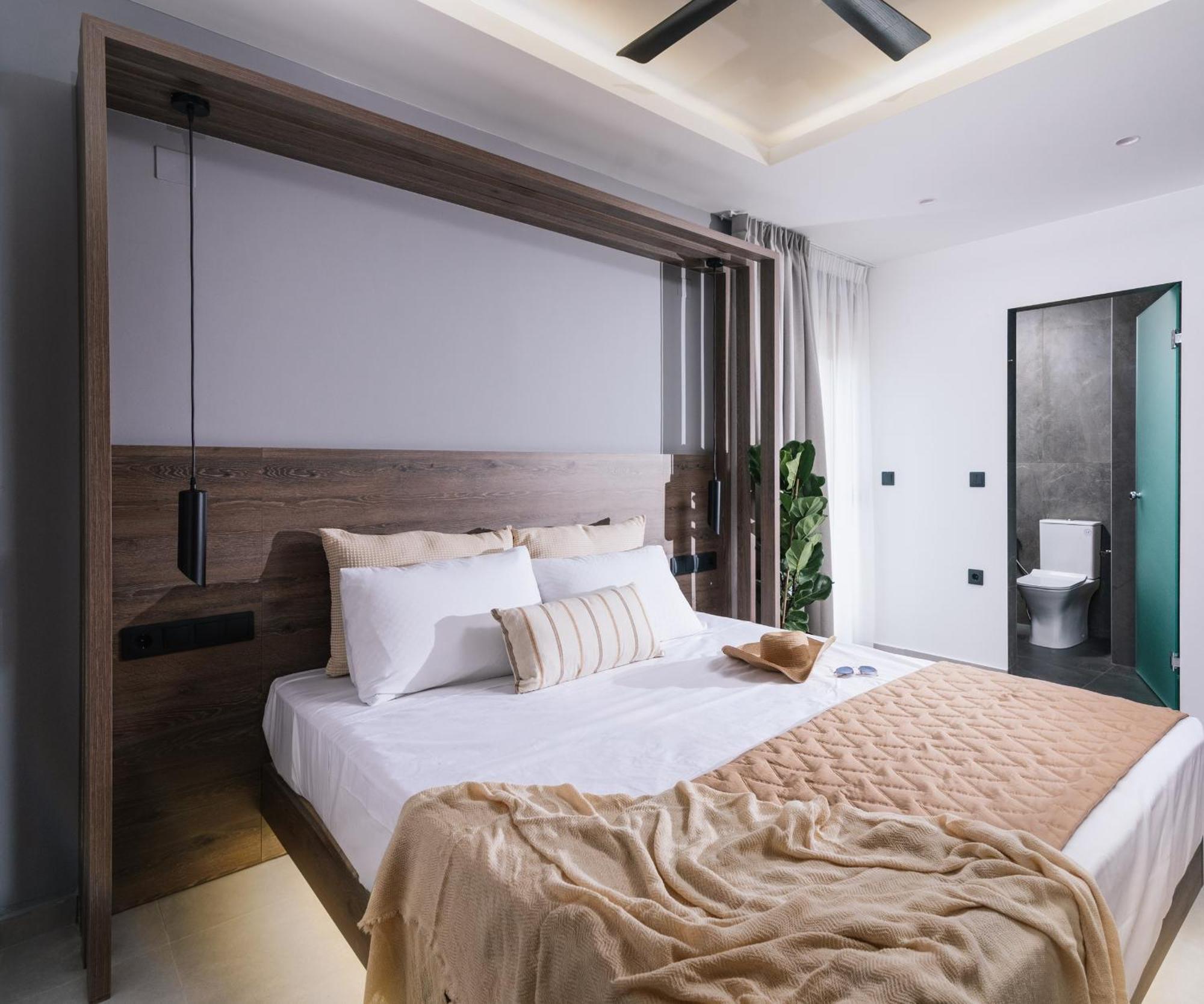 Alcyone Studios And Apartments كاندية المظهر الخارجي الصورة