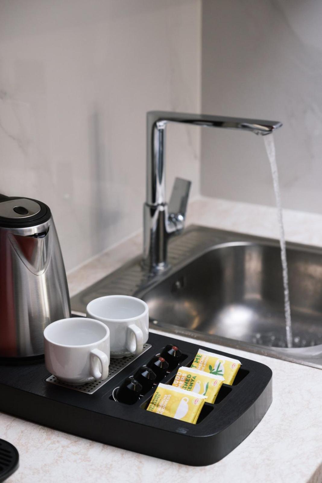Alcyone Studios And Apartments كاندية المظهر الخارجي الصورة